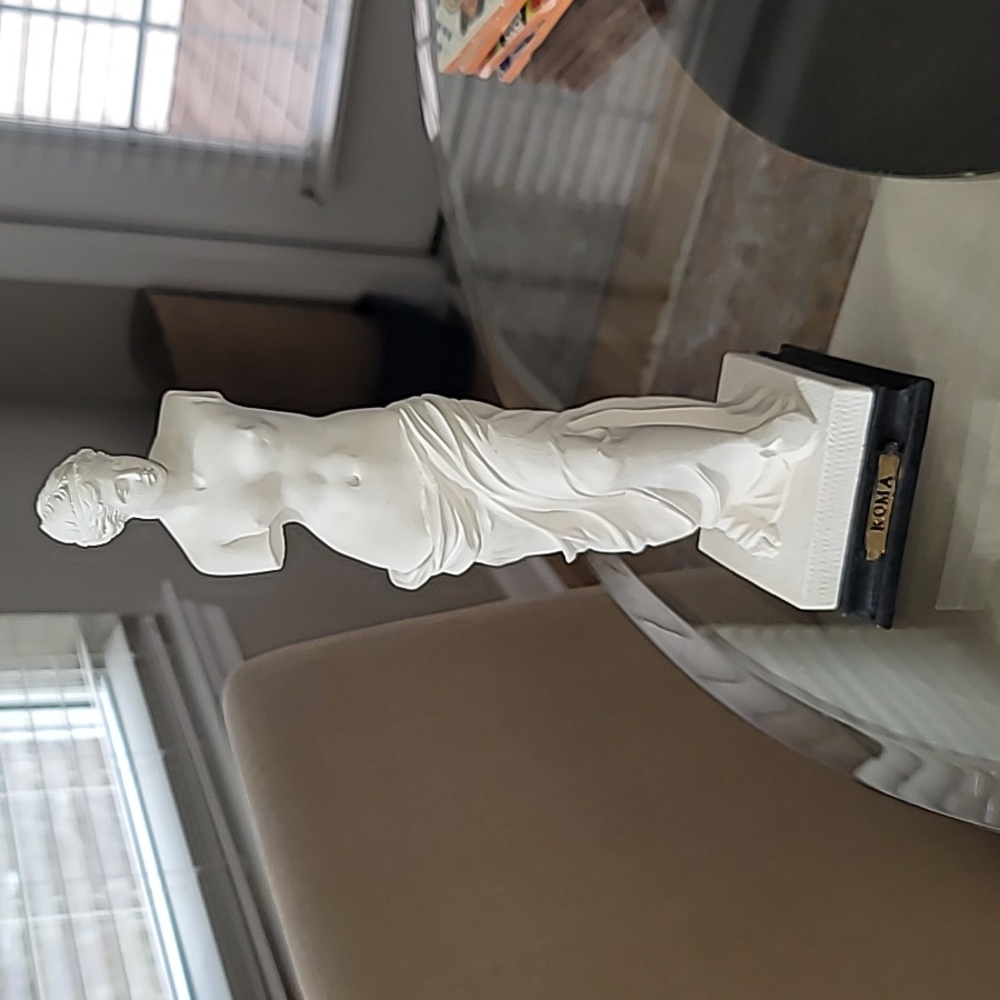 Classic White Venus de Milo Home Art Sculpture